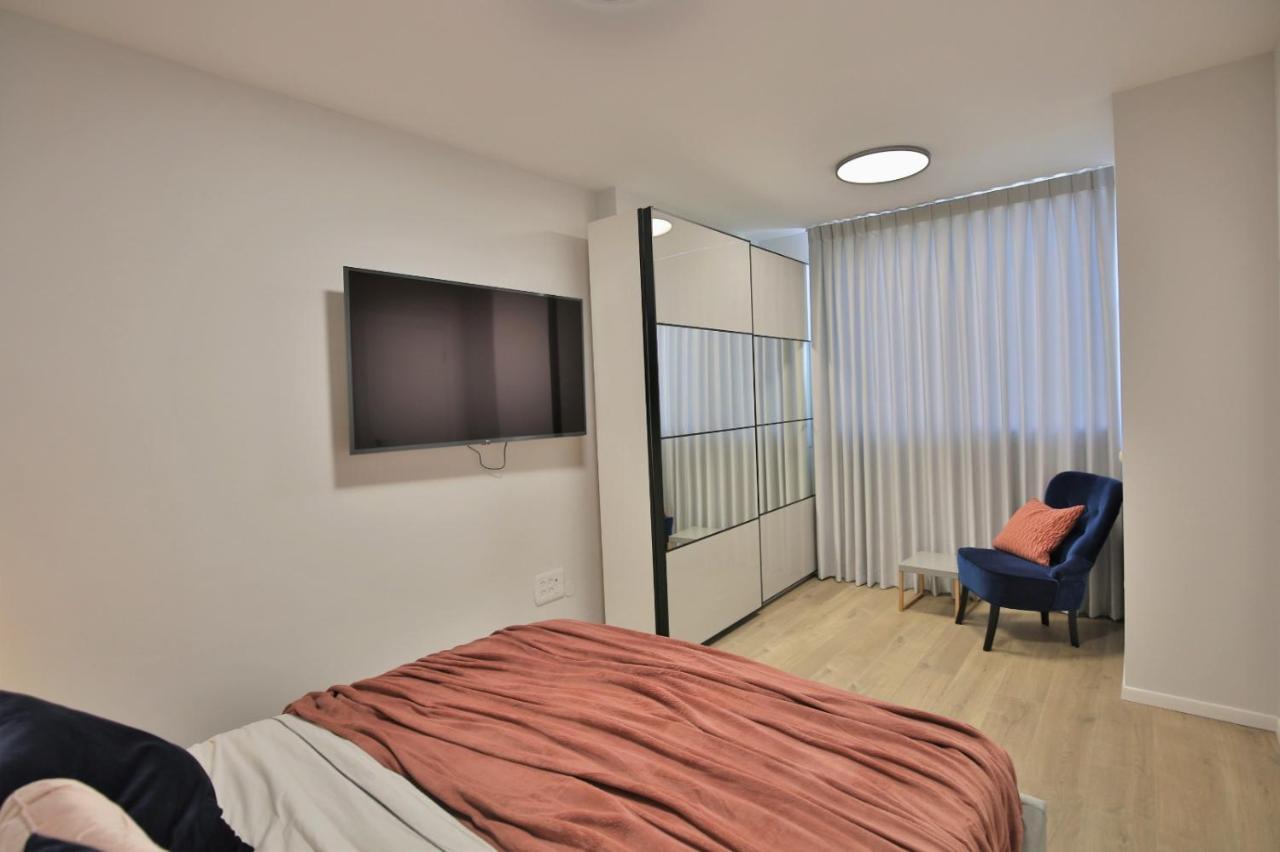Cozy And Stylish 1-Bedroom Apartment Netanya Exterior foto